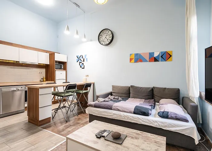 2Br Party District Apartment K29